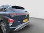 Hyundai Kona 1.6 GDI 141pk HEV Comfort Smart | Camera | Draadloos carplay | Climate control | Adaptive cruise control | Dodehoekdetectie | Elektrische achterklep | Full Led koplampen | 18'' velgen | Stuurverwarming | Stoelverwarming