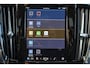 Volvo V90 T6 Recharge AWD Plus Dark - IntelliSafe Assist & Surround - 360º Camera - Harman/Kardon audio - Adaptieve LED koplampen - Verwarmde voorstoelen, stuur & achterbank - Parkeersensoren voor & achter - Elektr. bedienb. voorstoelen met geheugen - Extra getint glas - Elektr. inklapbare trekhaak - 19' LMV