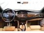 BMW 5-Serie 523i/ Handgeschakeld/ M-pakket/ Stoelverwarming