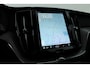 Volvo XC60 T8 Plug-in Hybrid Plus Dark | Pano | ACC | Blis | Elek. trekhaak | H&K | Elek. stoel+mem. | Stuur- & 4x stoelverw. |