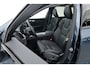 Volvo XC60 T8 Plug-in Hybrid Plus Dark | Pano | ACC | Blis | Elek. trekhaak | H&K | Elek. stoel+mem. | Stuur- & 4x stoelverw. |