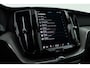 Volvo XC60 T8 Plug-in Hybrid Plus Dark | Pano | ACC | Blis | Elek. trekhaak | H&K | Elek. stoel+mem. | Stuur- & 4x stoelverw. |