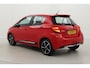 Toyota Yaris 1.3 VVT-i Dynamic | Volledige dealerhistorie | Trekhaak | Navigatie | Cruise Control | Airco | Camera | 16 inch | Bluetooth | Dakspoiler