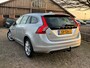 Volvo V60 1.6 D2 Summum | Schuif/Kanteldak + Leder + Cruise + Navi Nu € 6.975,-!!!
