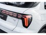 Lynk & Co 01 Plug-in Hybrid 1.5 Core Black Edition | Elegante en stoere SUV met 1.800 kg trekvermogen | Nieuw model | LM velgen 19 inch | Adaptive Cruise Control | Premium Audio Systeem | Apple Carplay/Android Auto | Stoelverwarming | Achteruitrijcamera | Keyless Entry