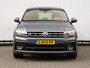 Volkswagen Tiguan 1.5 TSI ACT R-Line | 150PK DSG | Panoramadak | Head-up display | Trekhaak | Led Plus | Camera