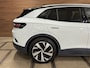 Volkswagen ID.4 First 77 kWh | Navi | Camera | Adaptive Cruise | 1st | Leder / Alcantara | Trekhaak | BTW-Auto | Carplay