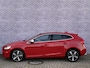 Volvo V40 2.0 T5 R-Design | Parkeercamera | Keyless entry/start | Panoramadak | Elektrisch vertelbare bestuurdersstoel met geheugen | Stoelverwarming | LED |