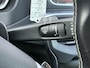 Volvo V40 2.0 T5 R-Design | Parkeercamera | Keyless entry/start | Panoramadak | Elektrisch vertelbare bestuurdersstoel met geheugen | Stoelverwarming | LED |