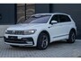 Volkswagen Tiguan 2.0 TSI 4Motion R-line PANO 360 MEMORY CARPLAY HUD