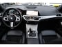 BMW 3-Serie Touring 330e M-Sport 292pk PHEV | Adap. Cruise | Carplay | Stoelverwarming | Sfeerverlichting | Navigatie | DAB