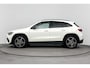 Mercedes-Benz GLA GLA 180 Automaat Business Solution AMG | Nightpakket | Parktronic met camera | LED | Stoelverwarming | Trekhaak | Zitcomfortpakket | Licht en Zichtpakket