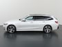 BMW 3-Serie Touring 330e | M-Pakket | Panoramadak | Ele. stoelen + Geheugen | HUD | Sportstoelen | Camera | Apple CarPlay/Android auto | Adaptieve Cruise Control | Comfort Pakket | M-Sport Pro | HiFi | Curved Display |