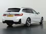 BMW 3-Serie Touring 330e | M-Pakket | Panoramadak | Ele. stoelen + Geheugen | HUD | Sportstoelen | Camera | Apple CarPlay/Android auto | Adaptieve Cruise Control | Comfort Pakket | M-Sport Pro | HiFi | Curved Display |
