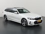 BMW 3-Serie Touring 330e | M-Pakket | Panoramadak | Ele. stoelen + Geheugen | HUD | Sportstoelen | Camera | Apple CarPlay/Android auto | Adaptieve Cruise Control | Comfort Pakket | M-Sport Pro | HiFi | Curved Display |