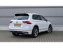 Volkswagen Tiguan 1.4 TSI 245pk DSG eHybrid R-Line Business+ | Trekhaak | Navigatie | IQ Light