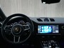 Porsche Cayenne Coupé GTS 4.0 460pk |dealer onderhouden|Approved 2028|pano|carbon ext|matrix LED|chrono|sport design|Bose|18-voudig|HUD|memory|360 camera|Apple Carplay|blind spot|21"|