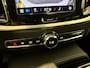 Volvo V60 2.0 T6 Plug-in hybrid AWD Essential Bright | Achterbank verwarmd | Achteruitrijcamera | Chroom delen exterieur