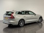 Volvo V60 2.0 T6 Plug-in hybrid AWD Essential Bright | Achterbank verwarmd | Achteruitrijcamera | Chroom delen exterieur