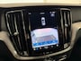 Volvo V60 2.0 T6 Plug-in hybrid AWD Essential Bright | Achterbank verwarmd | Achteruitrijcamera | Chroom delen exterieur