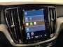 Volvo V60 2.0 T6 Plug-in hybrid AWD Essential Bright | Achterbank verwarmd | Achteruitrijcamera | Chroom delen exterieur