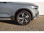 Volvo XC40 1.5 T5 Recharge R-Design Styling Kit | Trekhaak | Panoramadak | 360CAM | Plaatje!