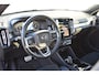 Volvo XC40 1.5 T5 Recharge R-Design Styling Kit | Trekhaak | Panoramadak | 360CAM | Plaatje!
