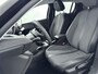 Peugeot 208 1.2 100pk Allure Pack | Lichtmetalen velgen | Camera | Apple CarPlay/Android Auto | Stoelverwarming | Getint glas achter |