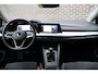 Volkswagen Golf 1.5 TSI 130pk Life Business | Trekhaak | Navigatie | Volautomatische Airconditioning