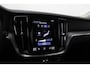 Volvo V60 B3 Momentum | Trekhaak | Stoel+Stuurverwarming | Getint Glas | 19 Inch