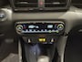 Toyota Yaris 1.5 Hybrid 130 Executive | Demo | Apple Carplay | Android Auto | Fabrieksnavigatie | 17 inch LM-velgen |
