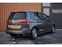Volkswagen Touran 1.5 TSI 150pk DSG R-line 7-Persoons | Trekhaak | Camera | LED | 18"