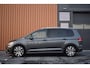 Volkswagen Touran 1.5 TSI 150pk DSG R-line 7-Persoons | Trekhaak | Camera | LED | 18"
