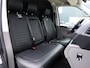 Volkswagen Transporter 2.0 TDI 150PK DSG L2H1 Bulli 75-Edition | ACC | LED | Leder | Verlaagd | Glaslook | Camera | Alarm | Trekhaak |