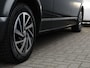 Volkswagen Transporter 2.0 TDI 150PK DSG L2H1 Bulli 75-Edition | ACC | LED | Leder | Verlaagd | Glaslook | Camera | Alarm | Trekhaak |