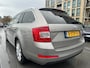 Skoda Octavia Combi 1.2 TSI Greentech Elegance Businessline Nieuwe APK Dealer Onderhouden Top Staat Vol Optie