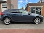 Volvo V40 Cross Country 1.5 T3 Polar+ Luxury Cross Country Pano Elekt. Leer Stoelen Dealer OH! met Nieuwe Apk en Grote Beurt