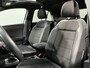 Volkswagen T-Roc 1.5 TSI Sport / AUTOMAAT/ PANO/ PARK. SENSOREN + CAMERA/ RIJ-MODI/ LED/ ADAPT. CRUISE/ 18" LMV/ DIGITAL DASH/ CLIMA/ NAVI/ DAB