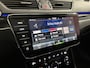 Skoda Superb Combi 1.4 TSI iV Laurin&Klement / AUTOMAAT/ PANO/ LEDER/ ELEKTR. STOEL/ SMARTLINK/ RIJ-MODI/ PARK. SENSOREN + CAMERA/ NAVI/ 19" LMV