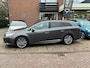 Toyota Avensis 2.0 VVT-i 152PK Executive Business Premium + 18"/ Navi/ Clima/ Cruise/ Leder/ Panorama/ Trekhaak