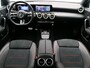 Mercedes-Benz A-klasse 180 Star Edition / AMG/ Premium Plus/19 Inch/ Head Up/ Panoramadak/ Memory