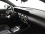 Mercedes-Benz A-klasse 180 Star Edition / AMG/ Premium Plus/19 Inch/ Head Up/ Panoramadak/ Memory