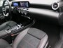 Mercedes-Benz A-klasse 180 Star Edition / AMG/ Premium Plus/19 Inch/ Head Up/ Panoramadak/ Memory