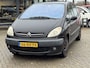 Citroën Xsara Picasso 1.8i-16V Différence 2 LOOP OF SLOOP ZO MEE AUTO RIJDT NOG WEL