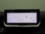 Peugeot 2008 1.2 Hybrid 136 Allure | Achteruitrijcamera | Airco (automatisch) | Apple Carplay/Android Auto|telefoonintegratie premium