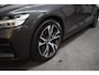 Volvo V60 2.0 B3 163pk AUT7 Plus Dark Virtual Cockpit/ Trekhaak 1800kg/ Leer/ Stoel V+A &Stuurverw./ Camera