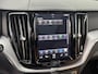 Volvo XC60 2.0 T8 Twin Engine AWD Plug in Hybride 390pk Panoramadak / Luchtvering / Stoelverwarming