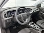 Opel Grandland 1.2 GS 130pk Automaat | Navigatie via Apple Carplay/Android Auto | Climate Control | Adaptieve Cruise Control | Achteruitrijcamera | Parkeersensoren Voor + Achter | 18" Lichtmetalen Velgen | DAB Ontvanger | Verwarmbare Voorstoelen en Stuur |