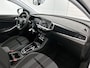 Opel Grandland 1.2 GS 130pk Automaat | Navigatie via Apple Carplay/Android Auto | Climate Control | Adaptieve Cruise Control | Achteruitrijcamera | Parkeersensoren Voor + Achter | 18" Lichtmetalen Velgen | DAB Ontvanger | Verwarmbare Voorstoelen en Stuur |