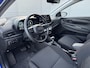 Hyundai i20 1.0 T-GDI Comfort Smart Automaat / Fabrieksgarantie tot 10-2027 / Apple Carplay & Android Auto / Dealer onderhouden / Navigatie / Stuur & Stoelverwarming / Achteruitrijcamera / Cruise / DAB /